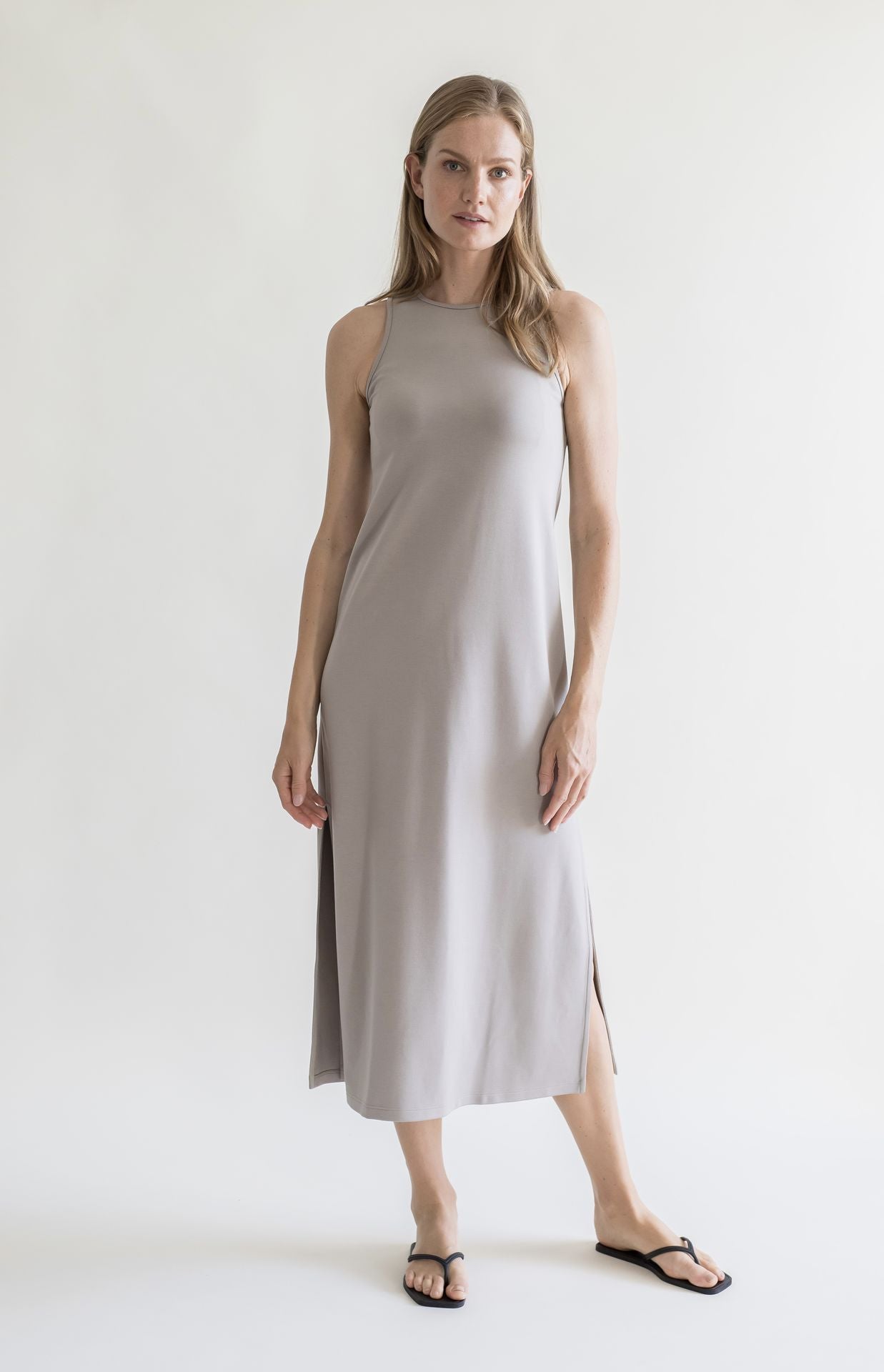 LINDA DRESS TAUPE