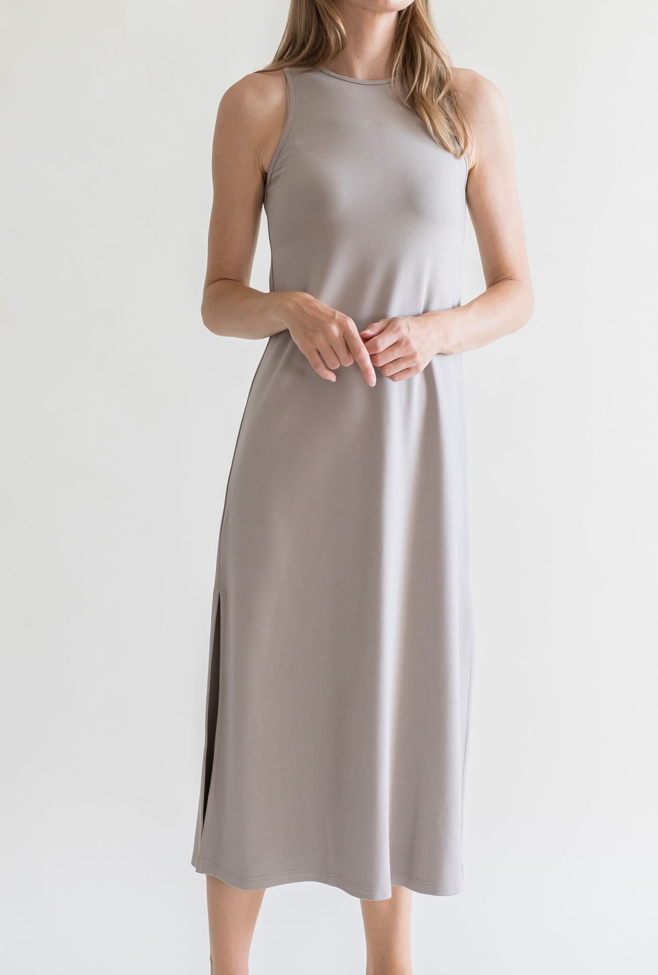 LINDA DRESS TAUPE