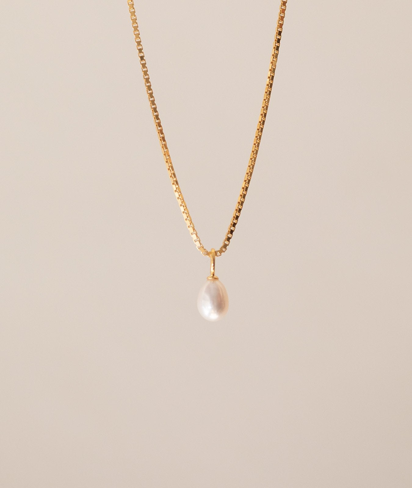 PEARL DROP PENDANT GOLD