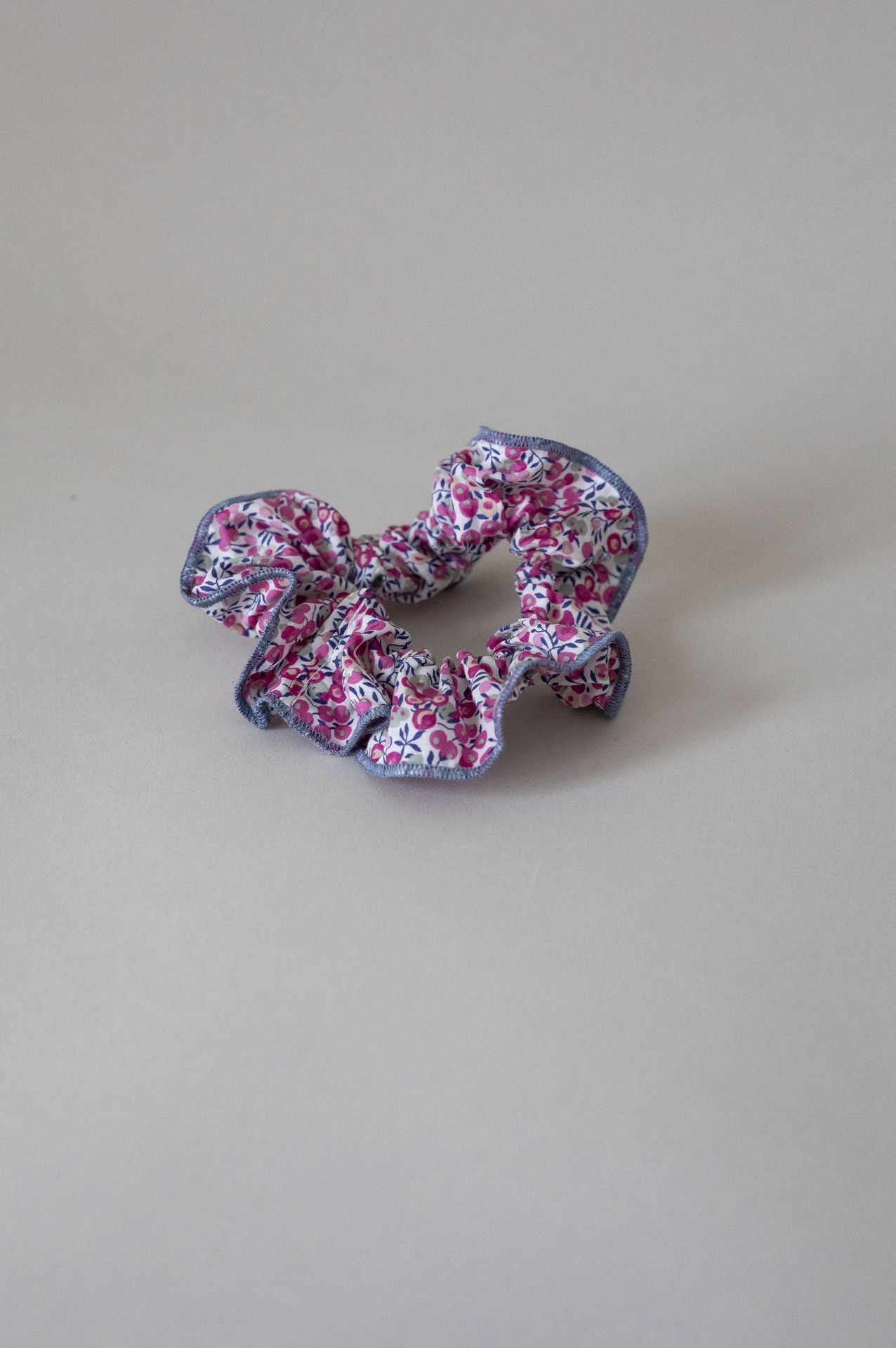 SCRUNCHIE HELSINKI ATELIER LIBERTY WILTSHIRE BUD