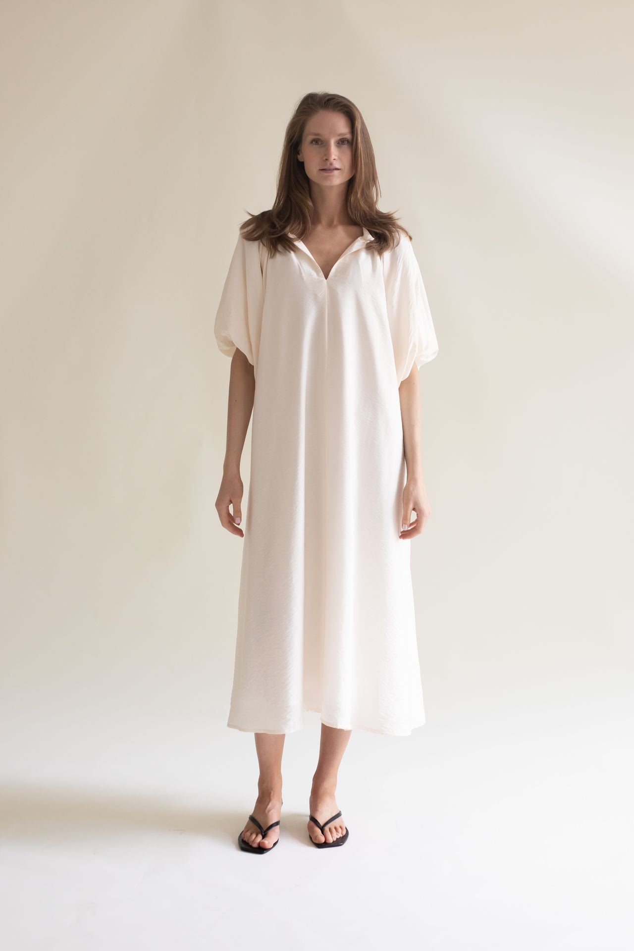 BALLOON SLEEVE DRESS