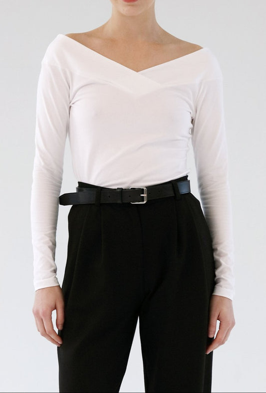 CROSS NECKLINE TOP