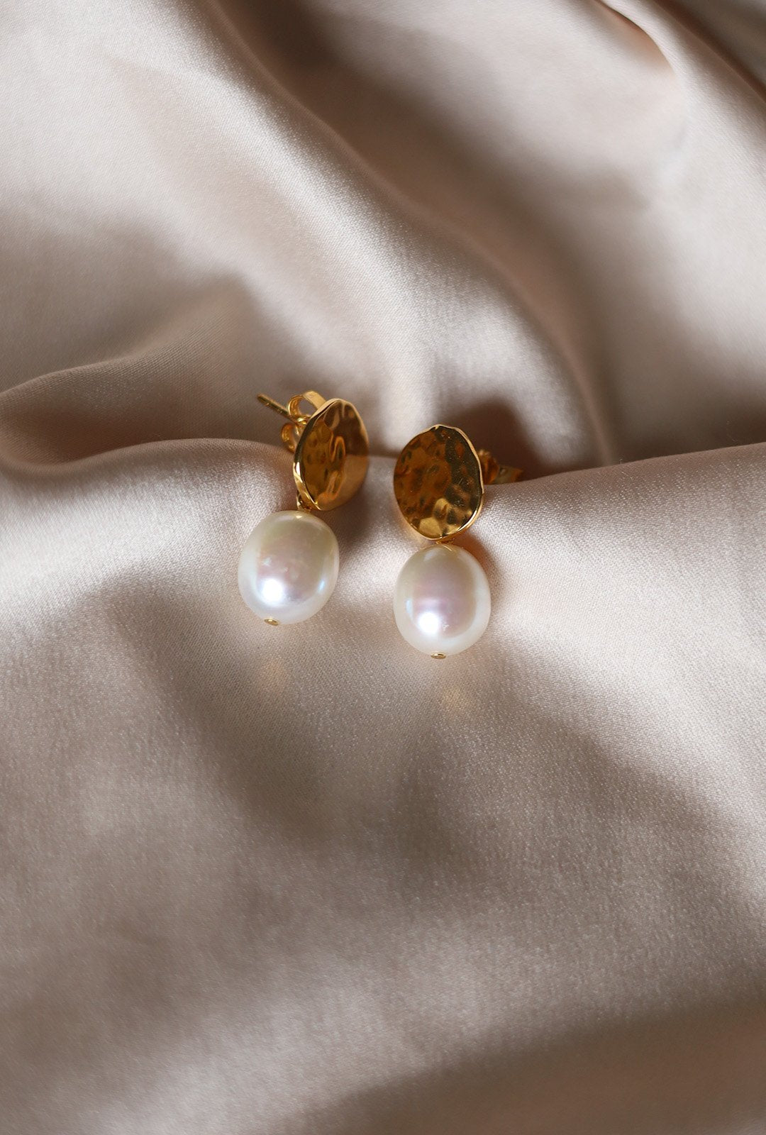 PEARL DROP EARRINGS GOLD