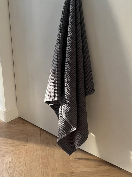 WAFFLE TOWEL ASPHALT LARGE