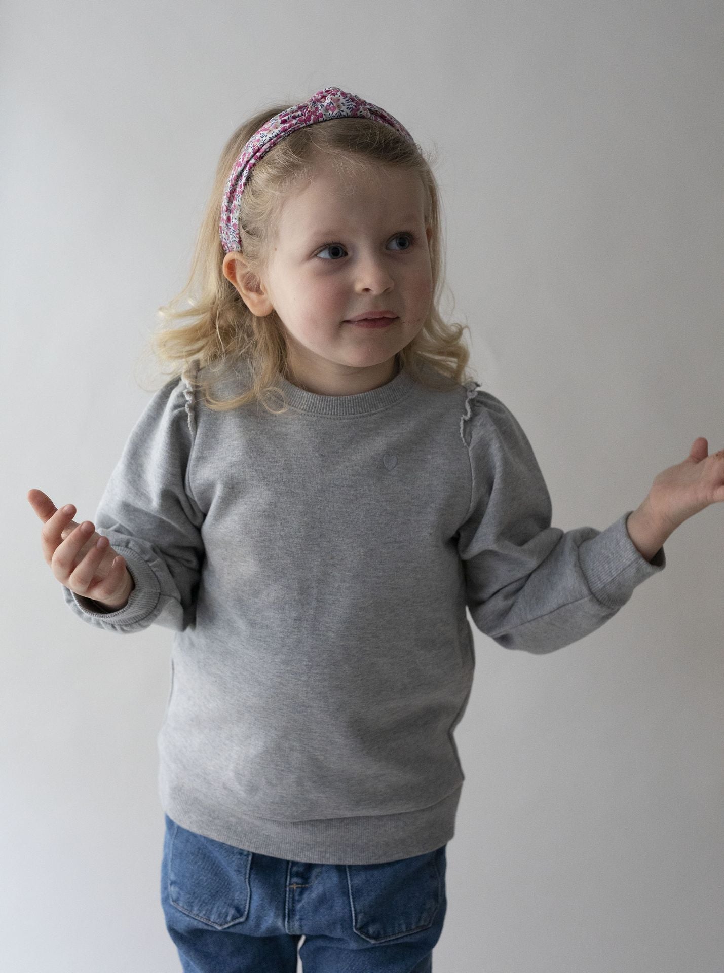 Girls grey outlet sweatshirt